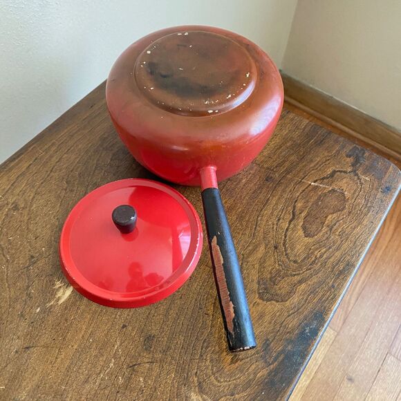 Vintage Red Fondue Pot Wooden Distressed Handle Replacement Retro 70s - Picture 6 of 6